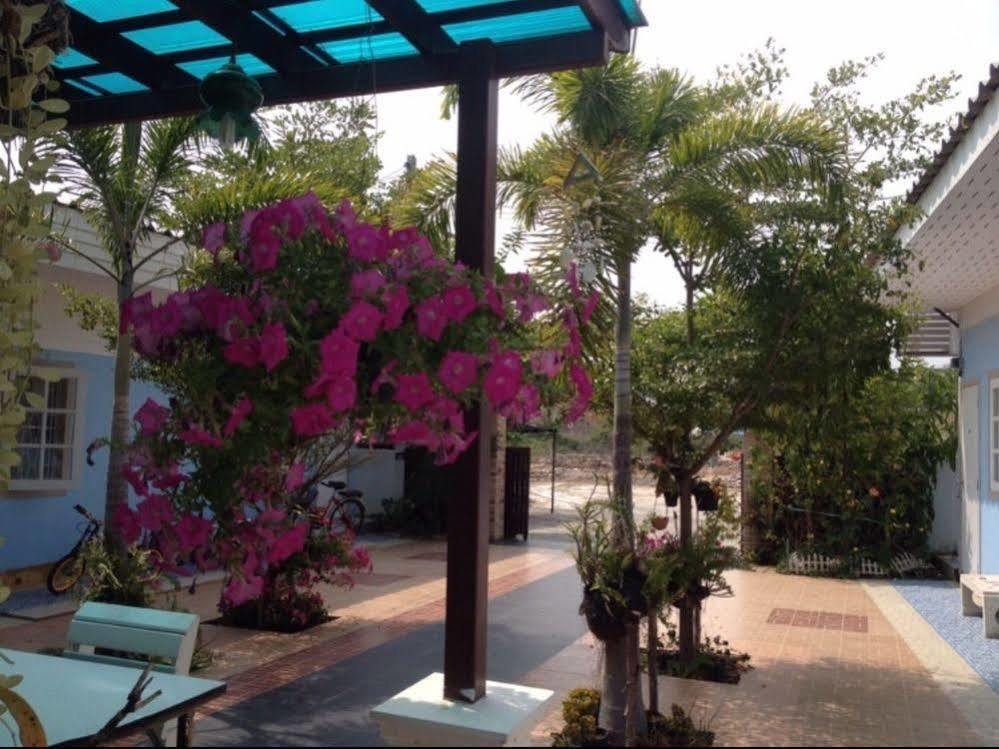 Baan Lom Talay Hotell Hua Hin Eksteriør bilde